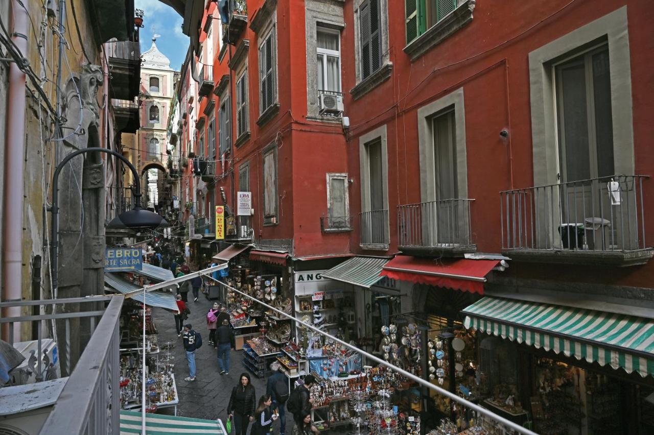 Appartement Il Rifugio Di Beppe à Naples Extérieur photo
