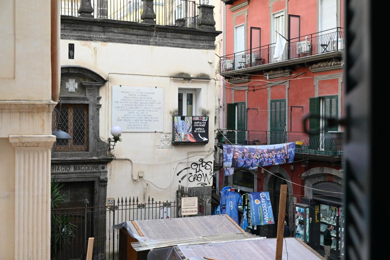 Appartement Il Rifugio Di Beppe à Naples Extérieur photo