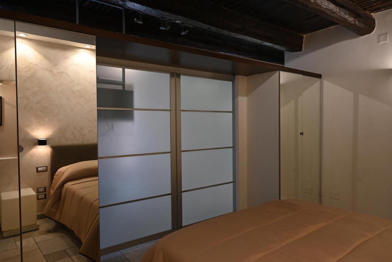 Appartement Il Rifugio Di Beppe à Naples Extérieur photo