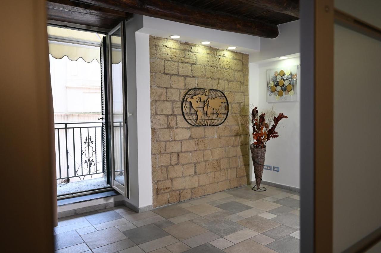 Appartement Il Rifugio Di Beppe à Naples Extérieur photo