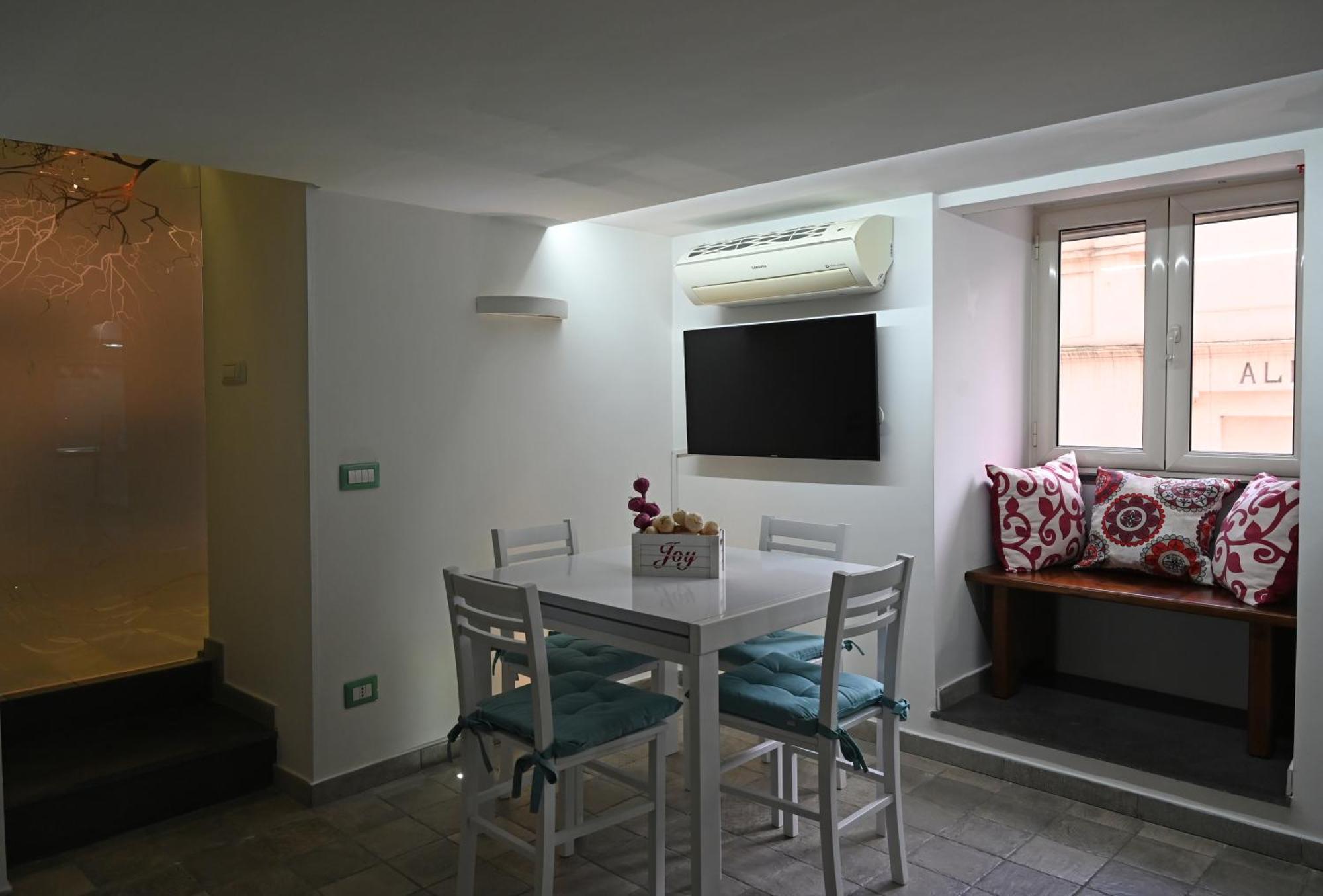 Appartement Il Rifugio Di Beppe à Naples Extérieur photo